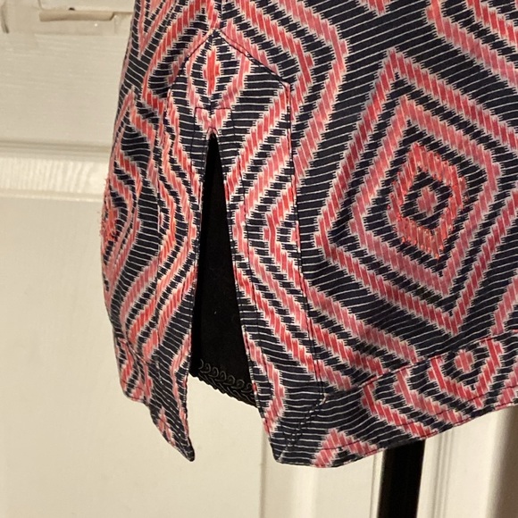 Tory Burch "Stephanie" Geometric Aztec Tunic Blouse Size 6 - Picture 5 of 6